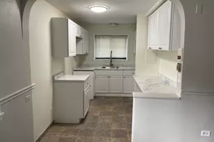 109 S Elmwood Ave, Oak Park, IL 60302 - Photo 4