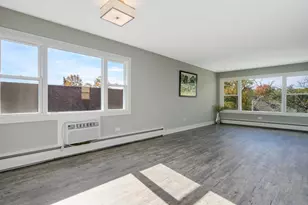 2031 N 74th Ave, Elmwood Park, IL 60707 - Photo 10