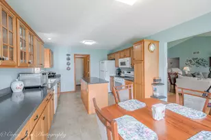 2436 Kristi Ln, Rockford, IL 61102 - Photo 12
