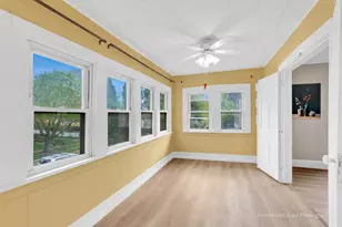 211 N Wright St, Naperville, IL 60540 - Photo 14