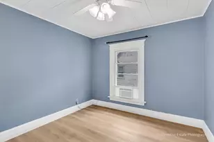 211 N Wright St, Naperville, IL 60540 - Photo 8