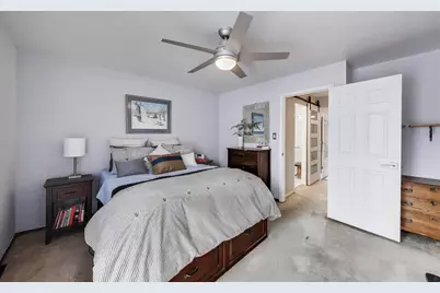 391 Meadow Green Lane, Round Lake Beach, IL 60073 - Photo 14