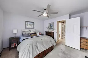 391 Meadow Green Ln, Round Lake Beach, IL 60073 - Photo 14
