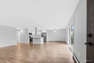 7112 99th St, Chicago Ridge, IL 60415 - Photo 2