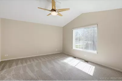 1502 Hartsburg Lane, North Aurora, IL 60542 - Photo 16
