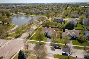 1502 Hartsburg Ln, North Aurora, IL 60542 - Photo 36