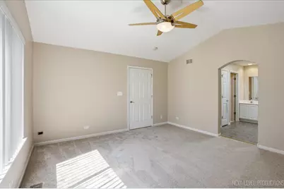 1502 Hartsburg Lane, North Aurora, IL 60542 - Photo 18
