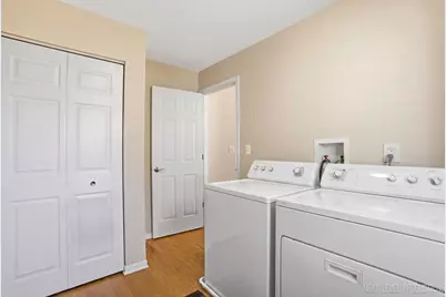 1502 Hartsburg Lane, North Aurora, IL 60542 - Photo 34