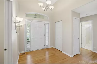 1502 Hartsburg Lane, North Aurora, IL 60542 - Photo 8