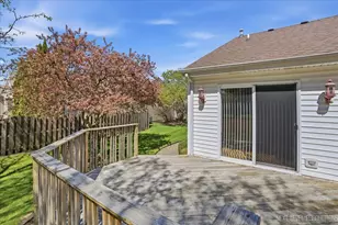 1502 Hartsburg Ln, North Aurora, IL 60542 - Photo 6