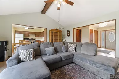 1721 W Galena Boulevard, Aurora, IL 60506 - Photo 8