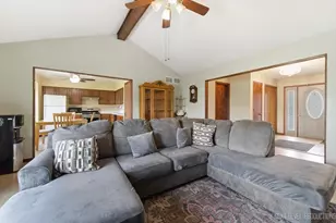 1721 W Galena Blvd, Aurora, IL 60506 - Photo 8