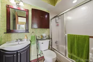 1721 W Galena Blvd, Aurora, IL 60506 - Photo 16