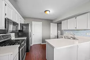 1299 Summersweet Ln, Bartlett, IL 60103 - Photo 6