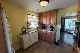 315 Sauganash St, Park Forest, IL 60466 - Photo 6