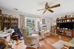 315 Sauganash St, Park Forest, IL 60466 - Photo 2