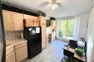 255 S West Ave S, Elmhurst, IL 60126 - Photo 2
