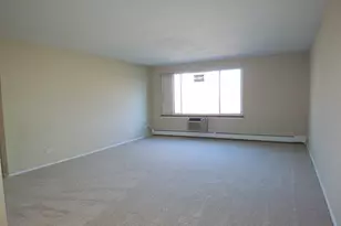 1227 S Old Wilke Rd, Arlington Heights, IL 60005 - Photo 6