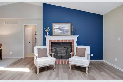 12282 N Grove Road, Sycamore, IL 60178 - Photo 10