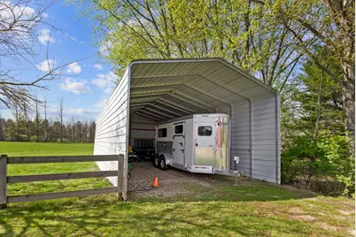 12282 N Grove Road, Sycamore, IL 60178 - Photo 40