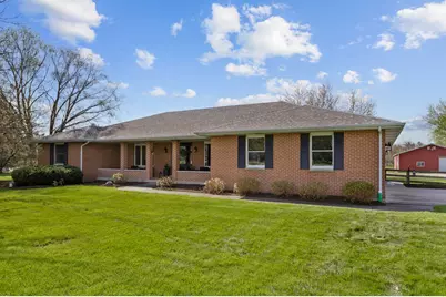 12282 N Grove Road, Sycamore, IL 60178 - Photo 2