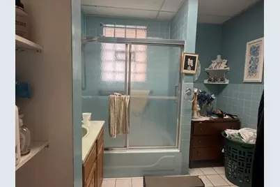1233 Park Avenue, North Chicago, IL 60064 - Photo 10