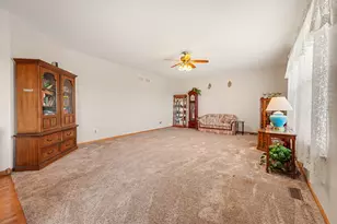 15488 Ridgefield Dr, Manhattan, IL 60442 - Photo 8