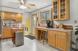 770 Woodlawn St, Hoffman Estates, IL 60169 - Photo 8