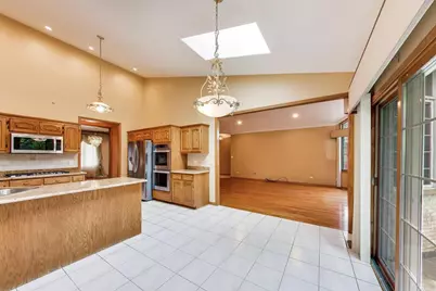 7758 Marquette Drive S, Tinley Park, IL 60477 - Photo 8