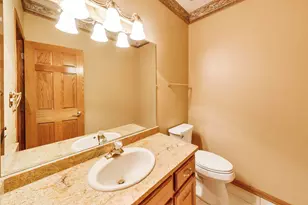 7758 Marquette Dr S, Tinley Park, IL 60477 - Photo 10