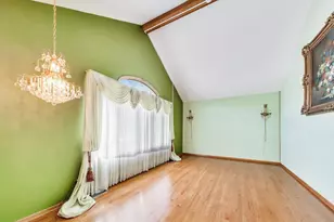 7758 Marquette Dr S, Tinley Park, IL 60477 - Photo 2