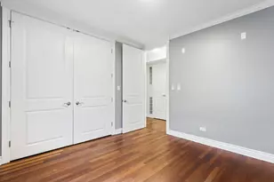 1744 W Henderson St, Chicago, IL 60657 - Photo 24