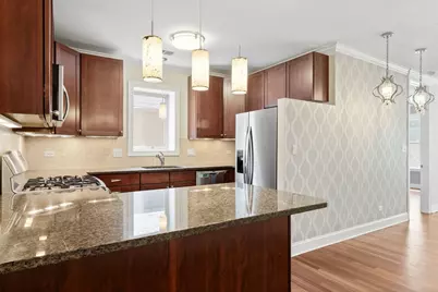 1744 W Henderson Street #2, Chicago, IL 60657 - Photo 10