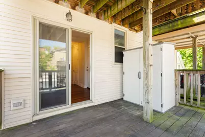 1744 W Henderson Street #2, Chicago, IL 60657 - Photo 32