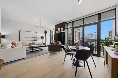 233 E 13th Street #1810, Chicago, IL 60605 - Photo 4
