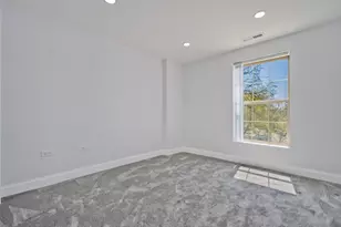 1800 Dewes St, Glenview, IL 60025 - Photo 14