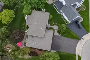 526 Spruce Ln, Lisle, IL 60532 - Photo 36