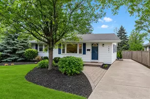 1441 N Eagle St, Naperville, IL 60563 - Photo 1