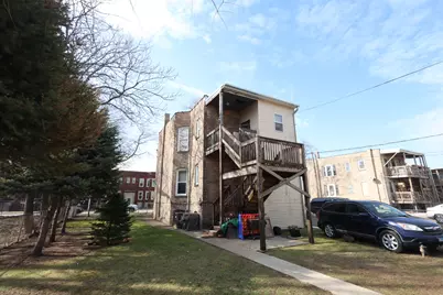 1418 E 69th Place, Chicago, IL 60637 - Photo 8