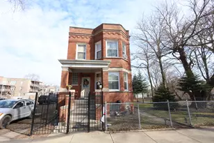 1418 E 69th Pl, Chicago, IL 60637 - Photo 1
