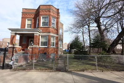1418 E 69th Place, Chicago, IL 60637 - Photo 2