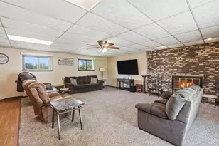 631 Pasadena Ave, Beecher, IL 60401 - Photo 8
