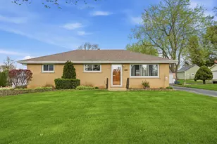 631 Pasadena Ave, Beecher, IL 60401 - Photo 16