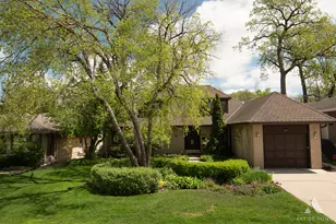 829 Sylviawood Ave, Park Ridge, IL 60068 - Photo 54