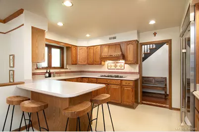829 Sylviawood Avenue, Park Ridge, IL 60068 - Photo 6