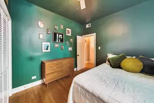 643 W Roscoe St, Chicago, IL 60657 - Photo 12