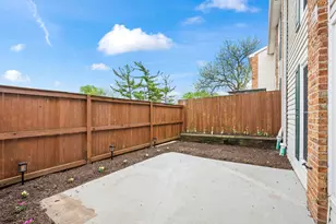 1870 Huntington Blvd, Hoffman Estates, IL 60169 - Photo 16