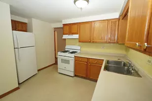 347 Dalewood Ave, Wood Dale, IL 60191 - Photo 8