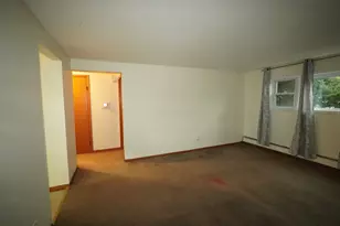 347 Dalewood Ave, Wood Dale, IL 60191 - Photo 4