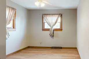 506 Park Ct, Fox River Grove, IL 60021 - Photo 16